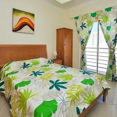 Encosta Da Orada By Ocvillas * Αλμπουφέιρα